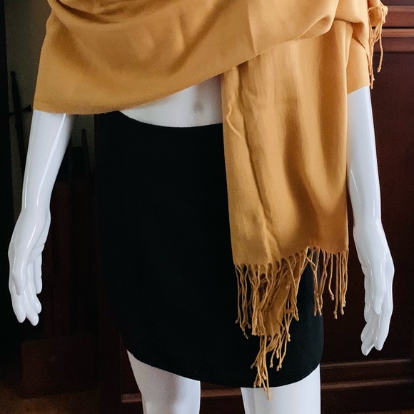 Beatiful soft Natural tan color pashmina shawl XL - Picture 2 of 4